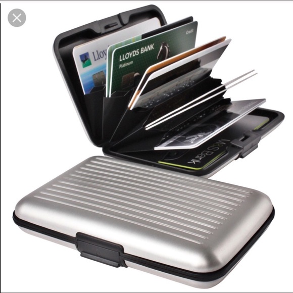 NWT Credit Card Aluminum Wallet. - Picture 3 of 4